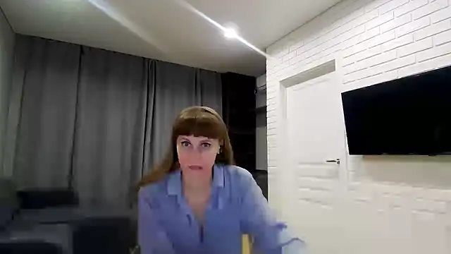 Snapshot of Daniella_Lorente chatting on May 6, 9:42 pm Daniella Lorente online show from May 6, 9:42 pm