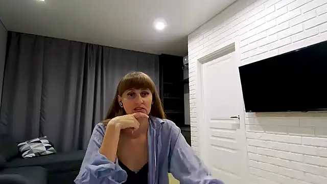 Snapshot of Daniella_Lorente chatting on June 28, 9:43 pm Daniella Lorente online show from June 28, 9:43 pm