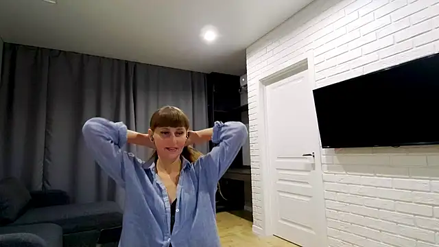 Snapshot of Daniella_Lorente chatting on July 4, 11:44 pm Daniella Lorente online show from July 4, 11:44 pm