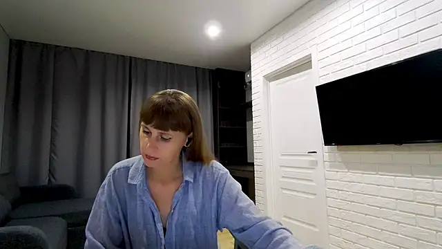 Snapshot of Daniella_Lorente chatting on July 5, 7:32 pm Daniella Lorente online show from July 5, 7:32 pm