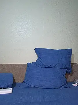 Snapshot of Anna_Curvy chatting on November 24, 2:22 am Anna Curvy online show from November 24, 2:22 am