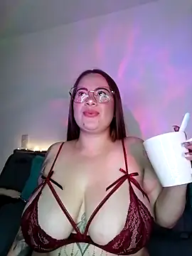 soofy   online show from March 18, 3:42 am