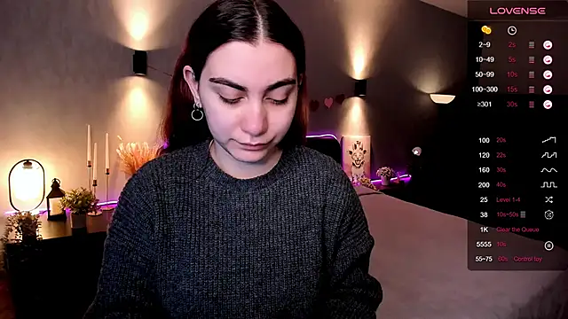 hannacheekss  online show from November 17, 1:55 am