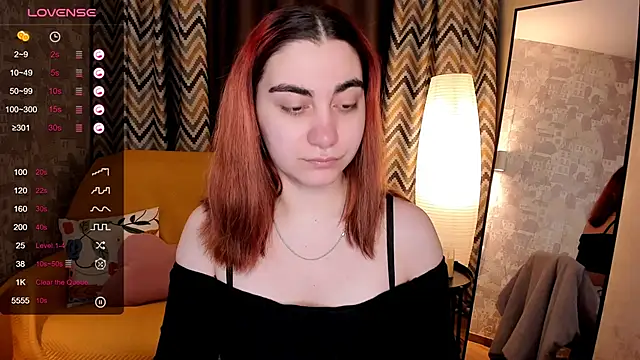 Snapshot of hannacheekss_ chatting on March 5, 2:07 am hannacheekss online show from March 5, 2:07 am