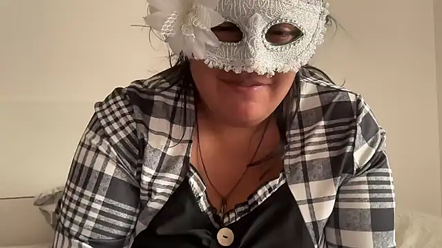 Snapshot of MashaCL chatting on October 3, 12:46 pm MashaCL online show from October 3, 12:46 pm