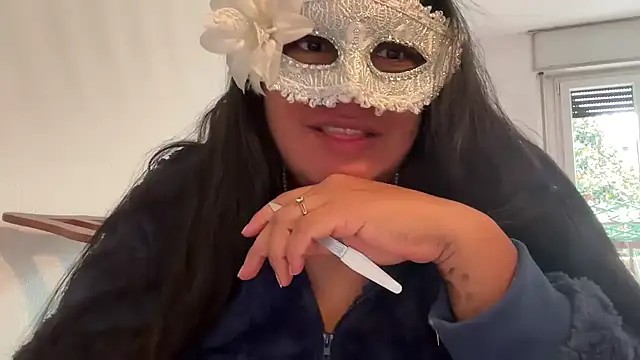 Snapshot of MashaCL chatting on October 21, 7:42 am MashaCL online show from October 21, 7:42 am