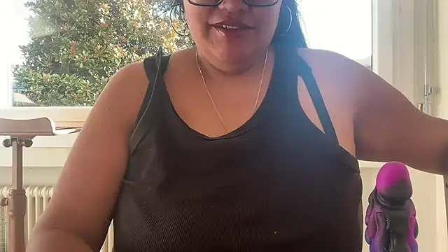 Snapshot of MashaCL chatting on November 3, 8:26 am MashaCL online show from November 3, 8:26 am