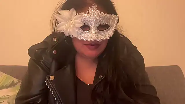 Snapshot of MashaCL chatting on November 5, 6:08 pm MashaCL online show from November 5, 6:08 pm