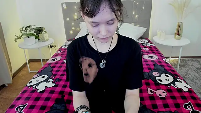 Emily Strikeee online show from May 28, 1:58 am