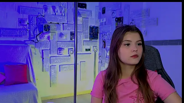 EvaThopson online show from October 2, 10:33 am