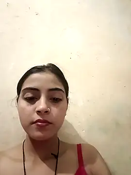Snapshot of pikubaby chatting on April 30, 6:36 pm pikubaby online show from April 30, 6:36 pm