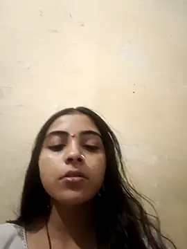 Snapshot of pikubaby chatting on May 10, 9:42 pm pikubaby online show from May 10, 9:42 pm