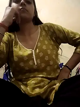 Snapshot of pikubaby chatting on May 17, 6:48 pm pikubaby online show from May 17, 6:48 pm