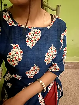 Snapshot of EACH_555 chatting on November 23, 5:46 pm EACH 555 online show from November 23, 5:46 pm