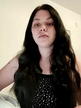 leeya lee online show from January 23, 7:40 pm