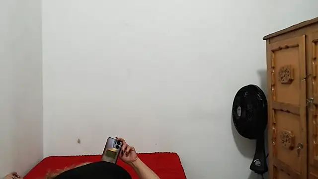 ariellth online show from March 18, 6:22 pm