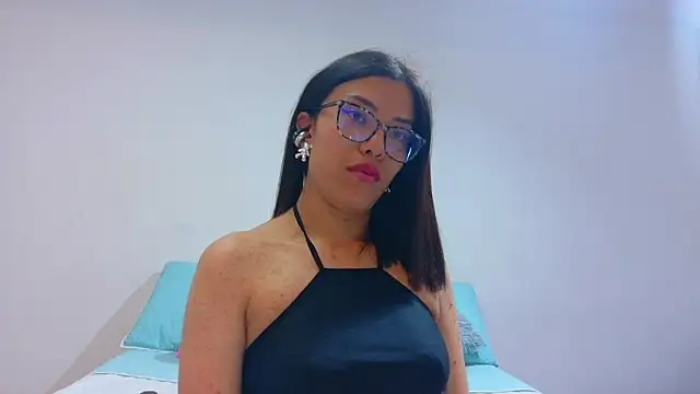 Snapshot of _lucysmith chatting on October 2, 4:52 am lucysmith online show from October 2, 4:52 am