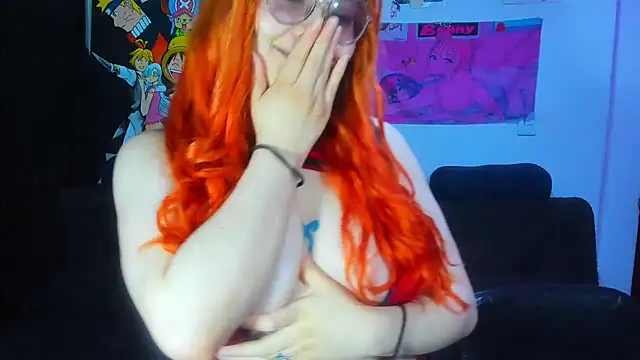 Snapshot of Lily_stone04 chatting on October 11, 4:33 am Lily stone04 online show from October 11, 4:33 am