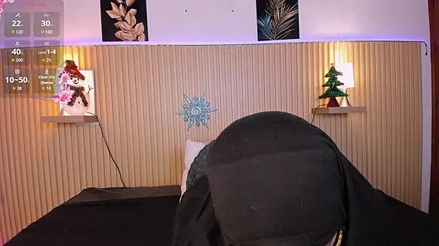 Snapshot of cloe_sirena chatting on November 26, 2:18 pm cloe sirena online show from November 26, 2:18 pm