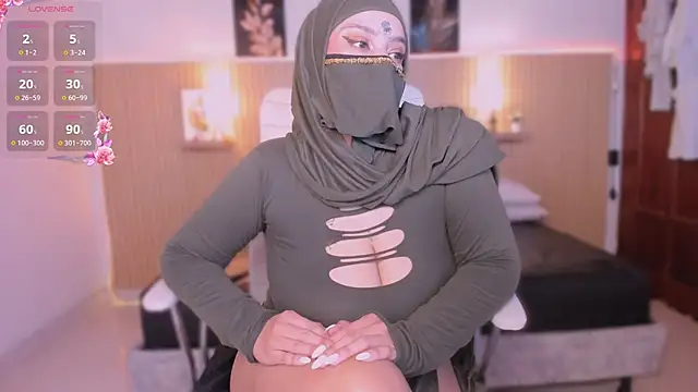 Snapshot of cloe_sirena chatting on March 17, 2:09 pm cloe sirena online show from March 17, 2:09 pm