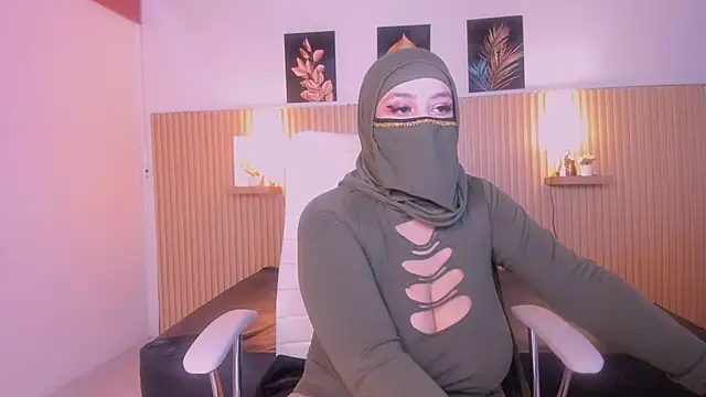 Snapshot of cloe_sirena chatting on March 25, 3:40 pm cloe sirena online show from March 25, 3:40 pm