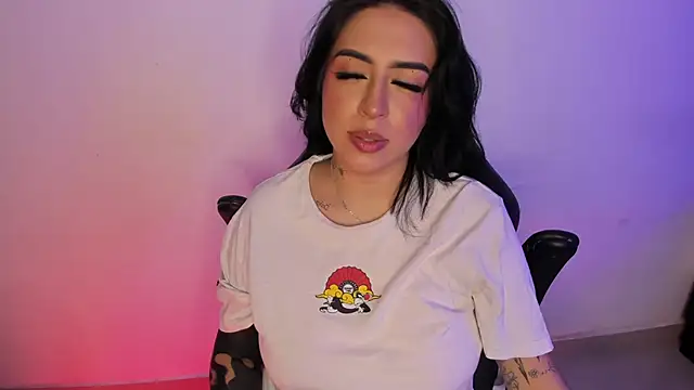 Snapshot of AnnikaMerliahh_ chatting on September 23, 4:59 am AnnikaMerliahh online show from September 23, 4:59 am