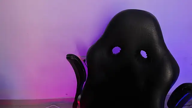 Snapshot of AnnikaMerliahh_ chatting on October 1, 3:56 am AnnikaMerliahh online show from October 1, 3:56 am