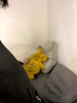 Snapshot of AnnikaMerliahh_ chatting on October 30, 3:30 am AnnikaMerliahh online show from October 30, 3:30 am