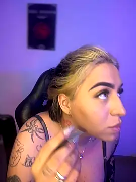 AnnikaMerliahh  online show from November 14, 3:16 am