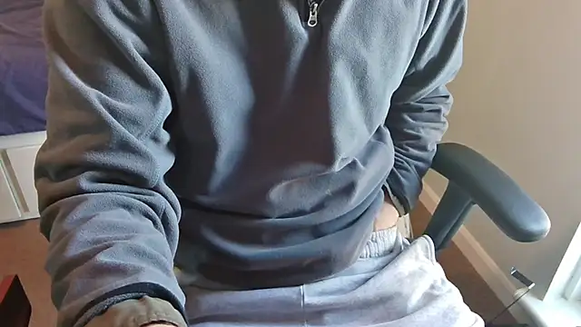 Snapshot of an4y8ot chatting on November 25, 12:38 pm an4y8ot online show from November 25, 12:38 pm