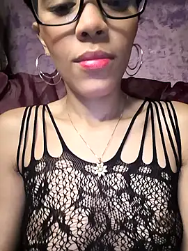 Snapshot of Cositarica_69 chatting on March 3, 4:51 am Cositarica 69 online show from March 3, 4:51 am