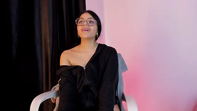 lana dol online show from January 9, 7:18 pm