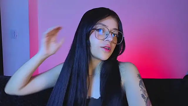 Snapshot of lana_dol chatting on March 24, 1:27 pm lana dol online show from March 24, 1:27 pm