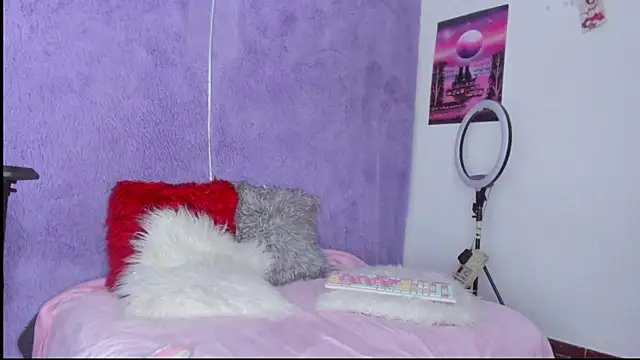 allis0n ik online show from January 21, 8:41 am