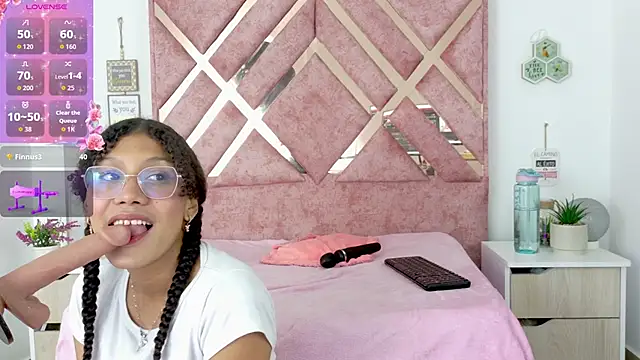 Snapshot of allis0n_ik chatting on March 11, 3:45 am allis0n ik online show from March 11, 3:45 am