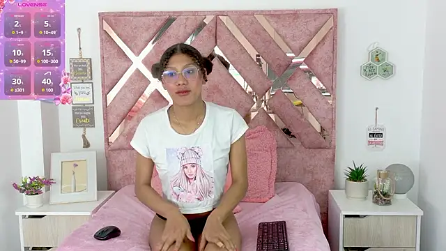 Snapshot of allis0n_ik chatting on March 13, 5:25 am allis0n ik online show from March 13, 5:25 am