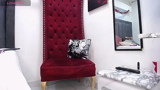 BiancaAntonelli online show from December 31, 2:14 pm