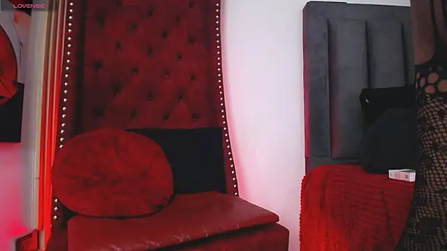 Snapshot of BiancaAntonelli chatting on April 27, 1:42 pm BiancaAntonelli online show from April 27, 1:42 pm