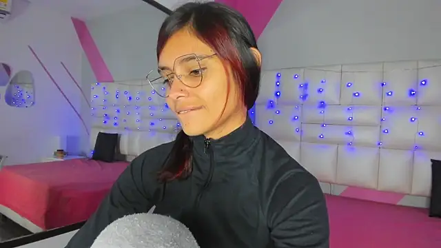 Salome rouse1 online show from October 3, 4:37 pm