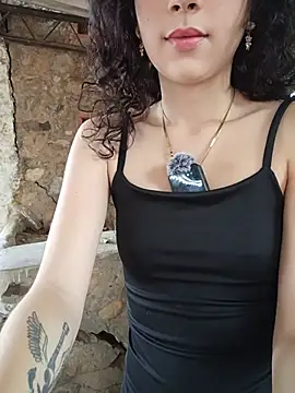 sweet outdoor charm online show from June 25, 3:38 pm