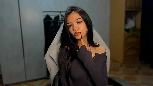 SweetyDeviliya online show from May 15, 2:35 pm