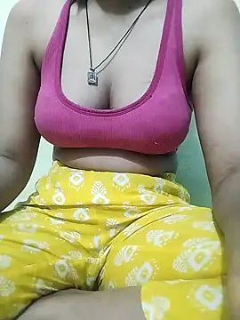 hottysameera online show from December 6, 3:55 pm