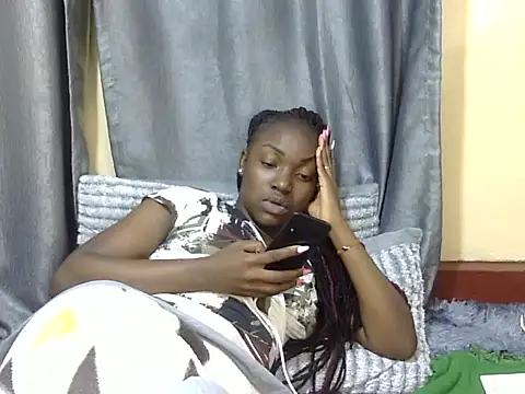 Chichii- online show from January 7, 9:46 pm