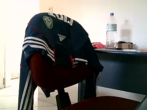 Snapshot of bbehemothh chatting on March 15, 4:13 pm bbehemothh online show from March 15, 4:13 pm