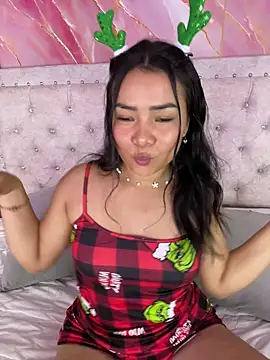 Rousse blue online show from December 17, 3:45 am