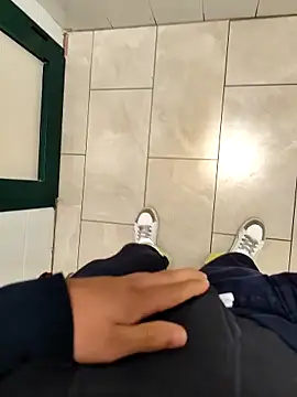 coppiapazza online show from September 22, 9:17 pm