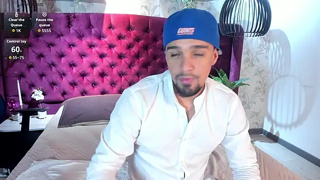 Edward max online show from November 18, 3:23 am