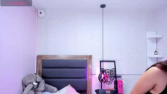 shelbystetson online show from February 12, 11:18 am