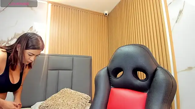 shelbystetson online show from January 11, 12:21 pm