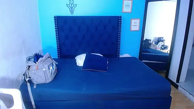 kinky redhead18 online show from December 22, 2:14 pm